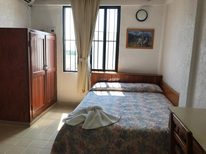 Hotel EMS Los Arcos