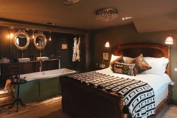 Superior room