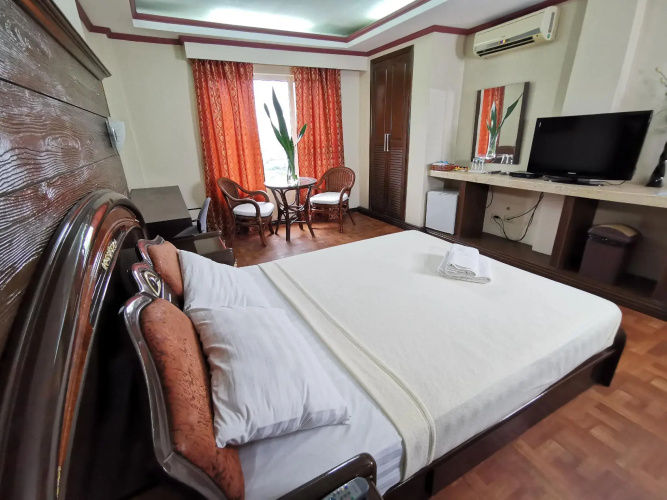 Cebu Hilltop Hotel