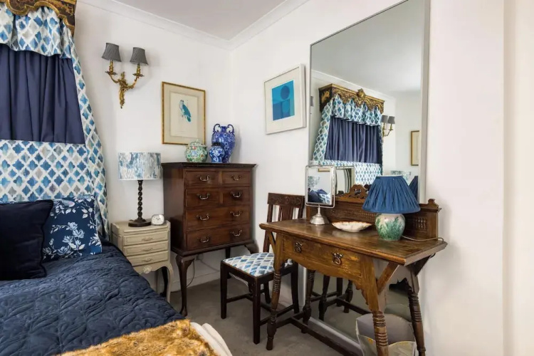Mayfair W/ac 3-bed-5guests Berkeley Square