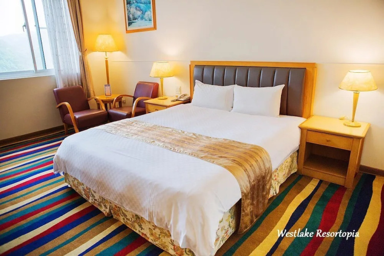 West Lake Resortopia