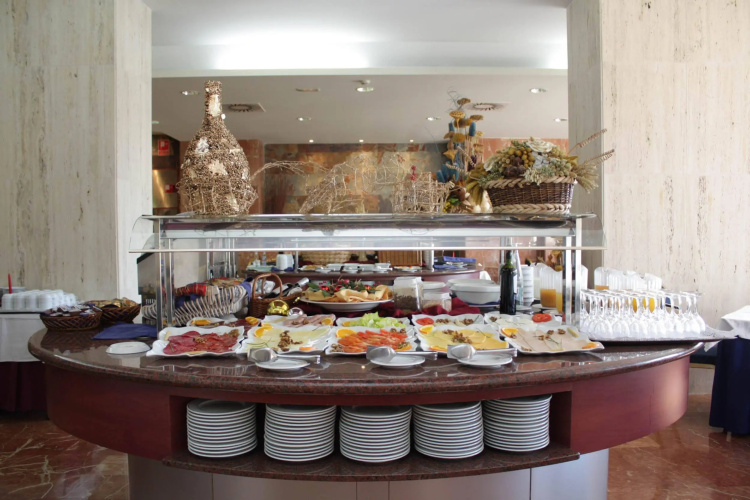 Olympia Hotel Events & Spa photo 12