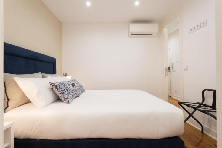 The Modern 1551 Apartment