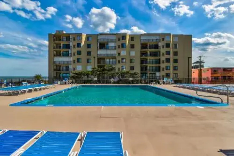 9400 Condominiums