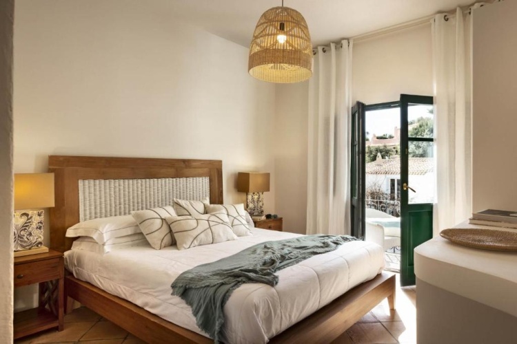Deluxe Double room with balcony and with sea view
