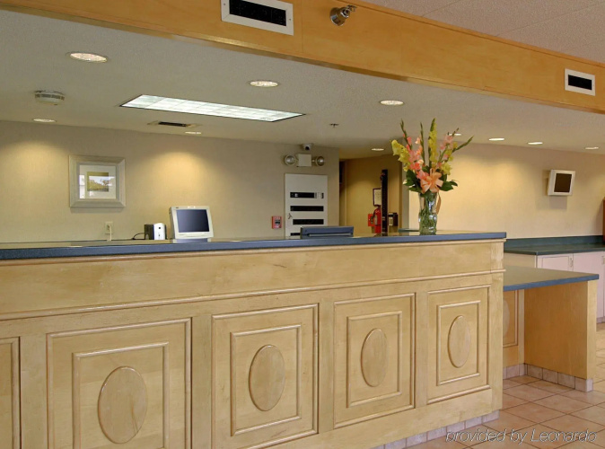 Red Roof Inn PLUS+ Chicago - Hoffman Estates