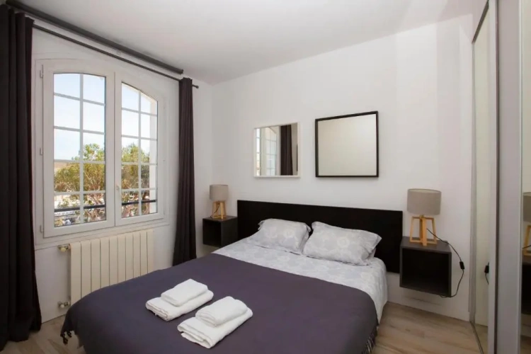1 Bedroom Apartment