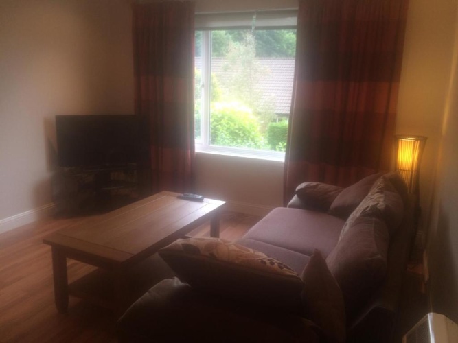 3 Bedrooms Cottage
