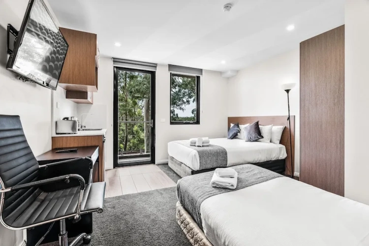 Deluxe Twin room with balcony