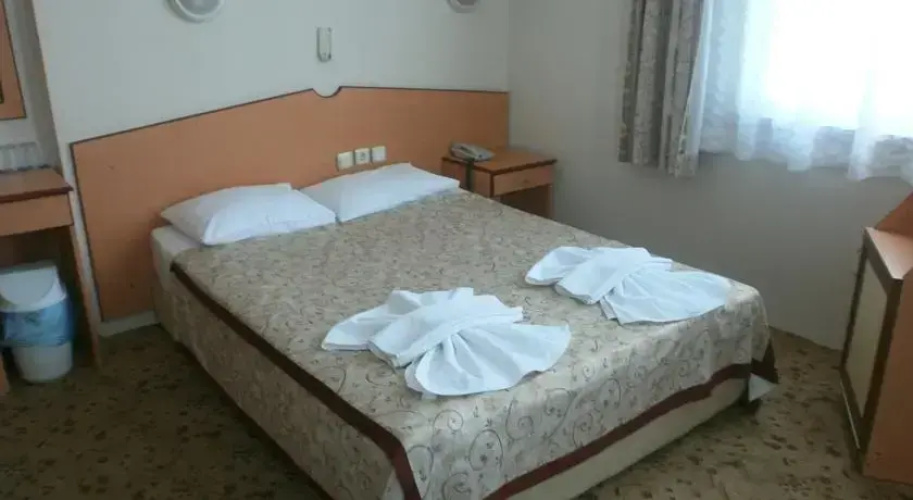 Ak Otel