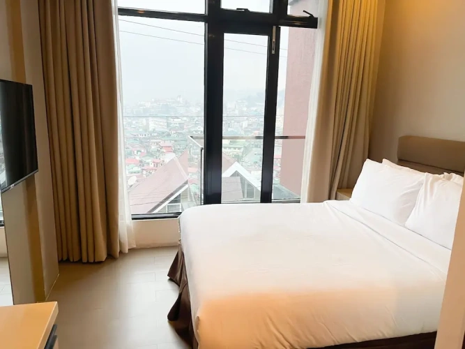 Deluxe Double room with balcony and with city view