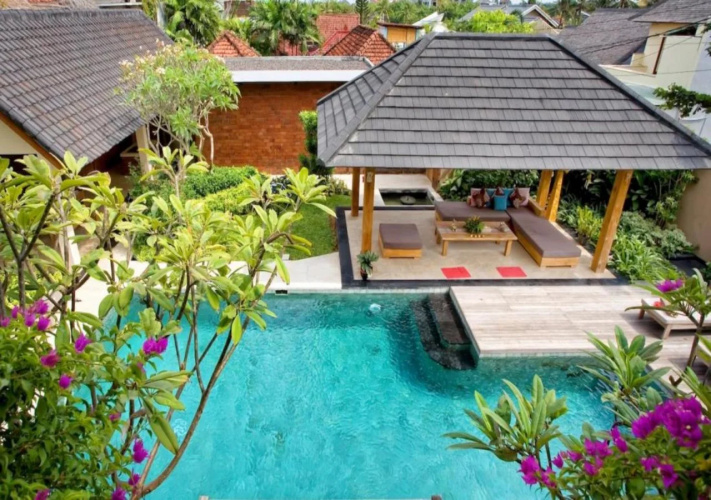 Villa Cokelat