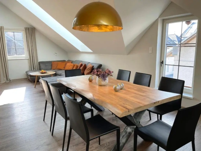 2 Bedrooms Penthouse Apartment