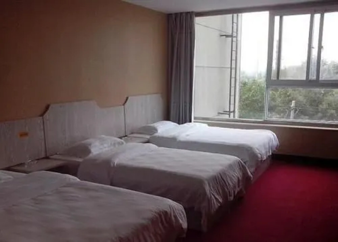 Yiju Hotel