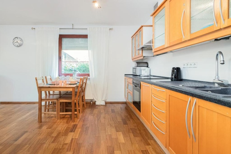 1 Bedroom Apartment with balcony and beachfront