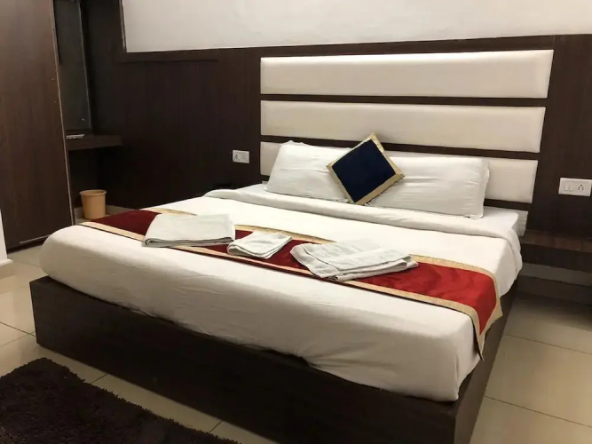 Hotel Katra Residency