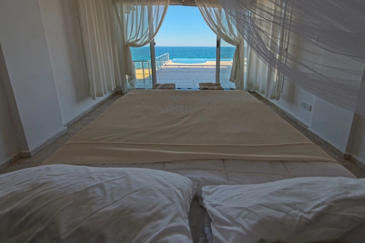 Villa Ocean View by Amy Villas