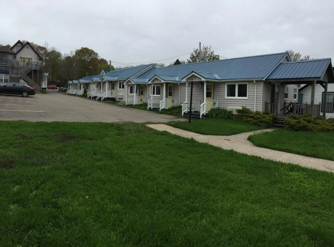 Seawinds Motel