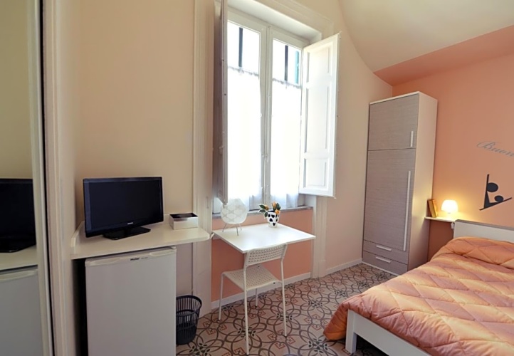 Standard Twin room with balcony and with view