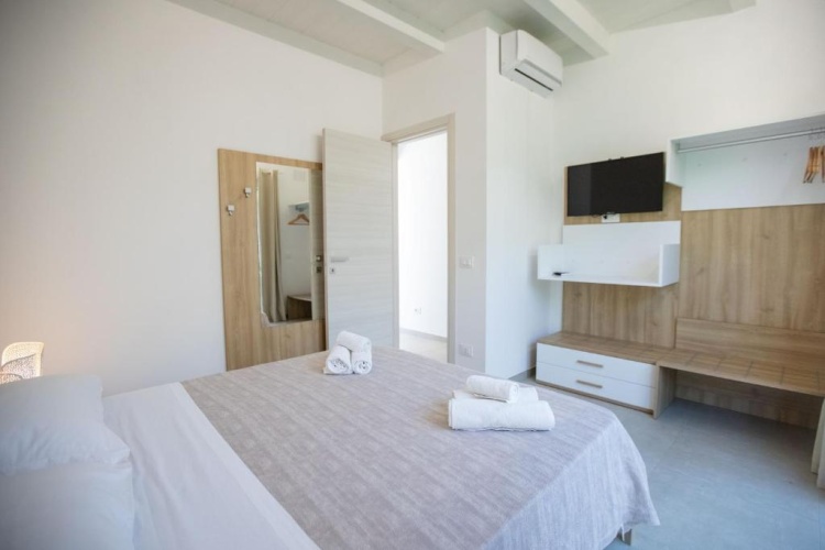 2 Bedrooms Cottage