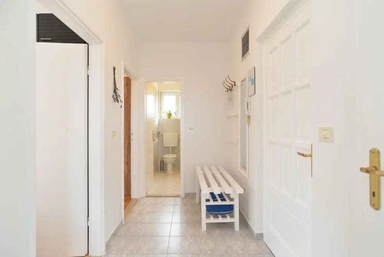 Apartment 1782