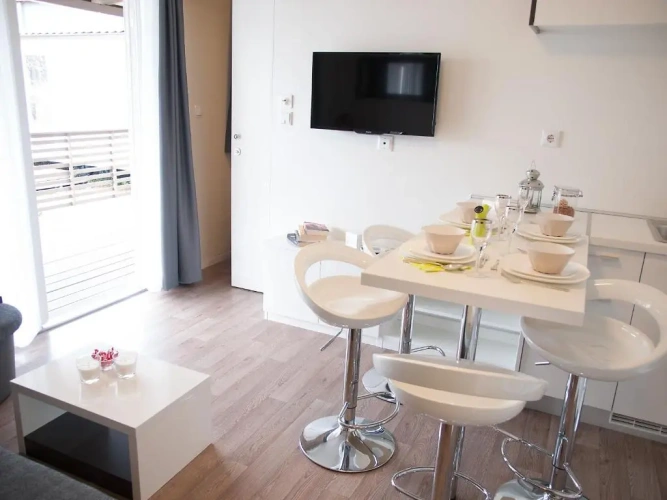 2 Bedrooms Comfort room with view