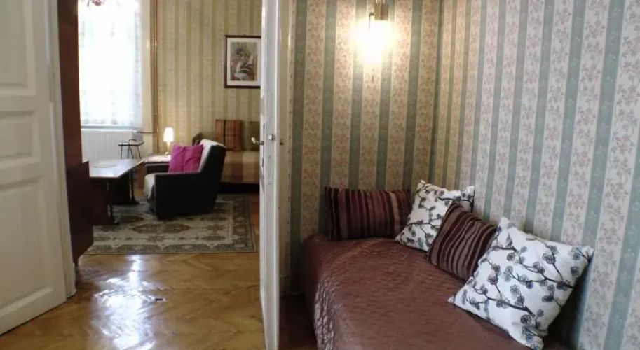 Julia's sweet home