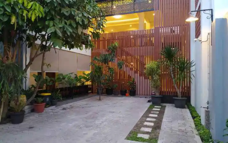 Omah Nayan Guest House