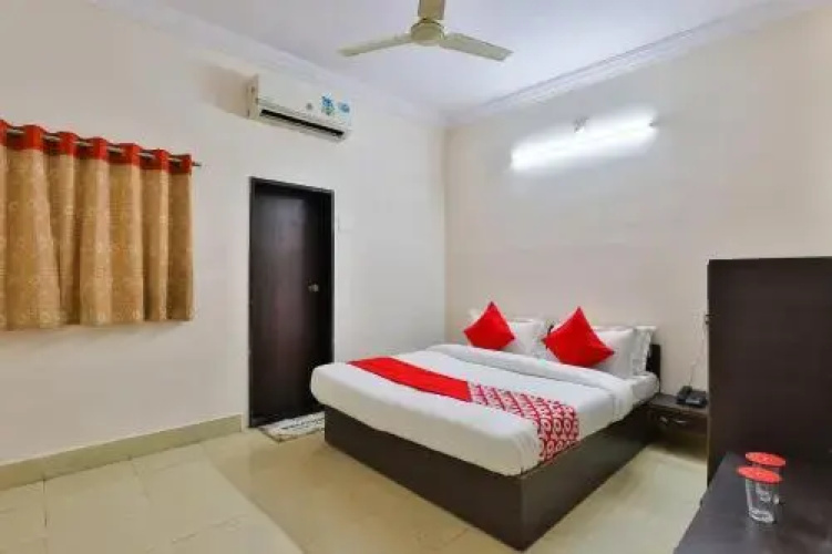 Hotel Kavya by OYO Rooms