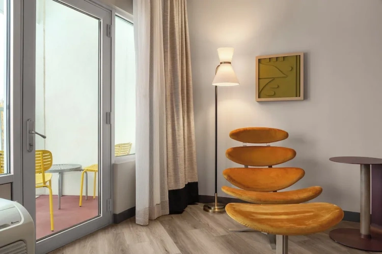 1 Bedroom Suite with balcony