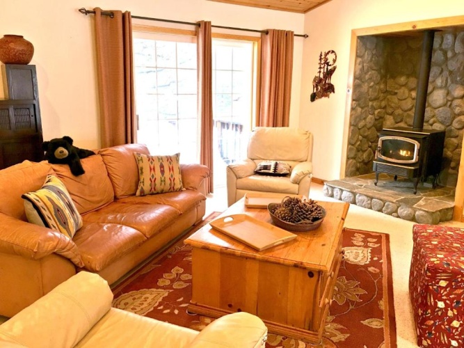 3 Bedrooms Cottage