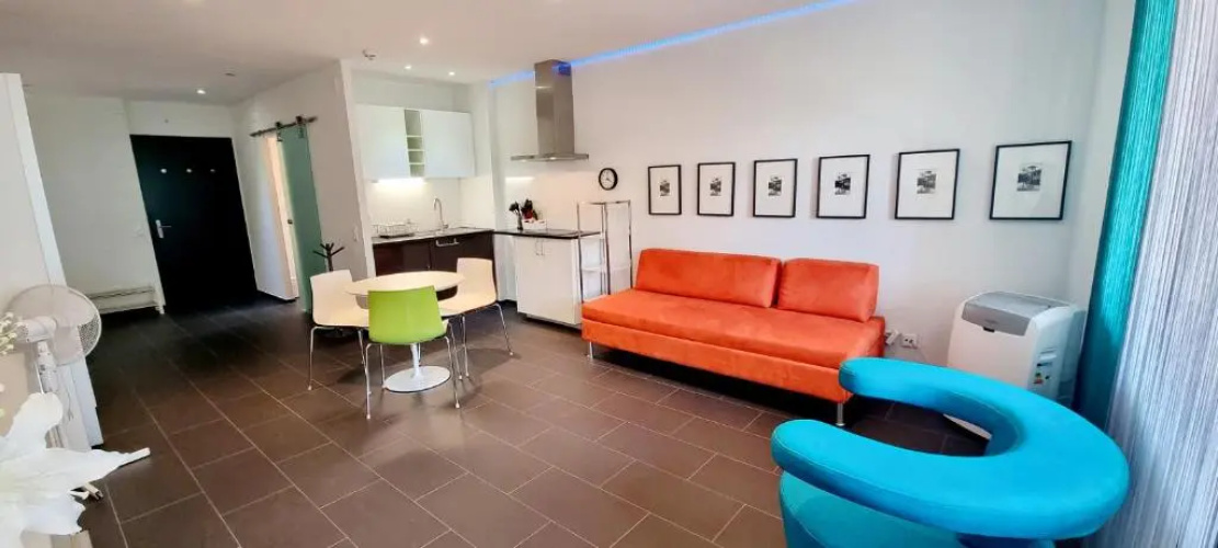 Bissone Apartment