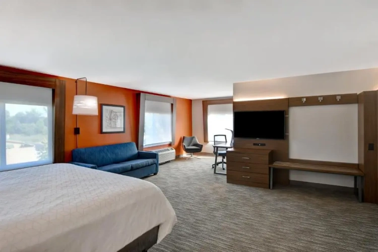 Deluxe Double Suite