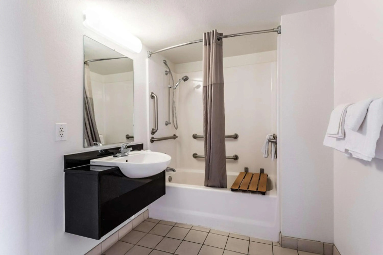 Motel 6 El Paso, TX - East
