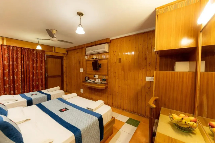 Dandoo Lake Resort