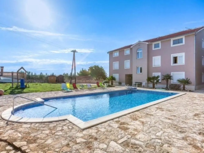 Pool Medulin House