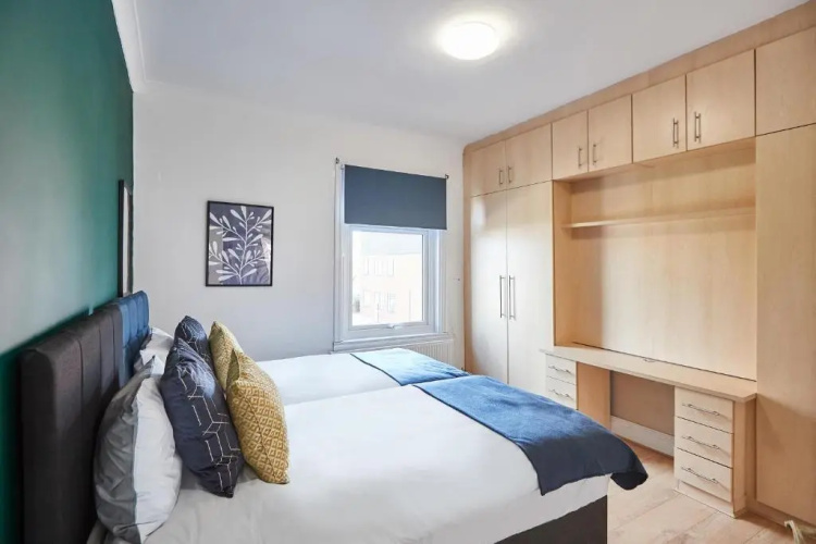 Host Stay Dane Road
