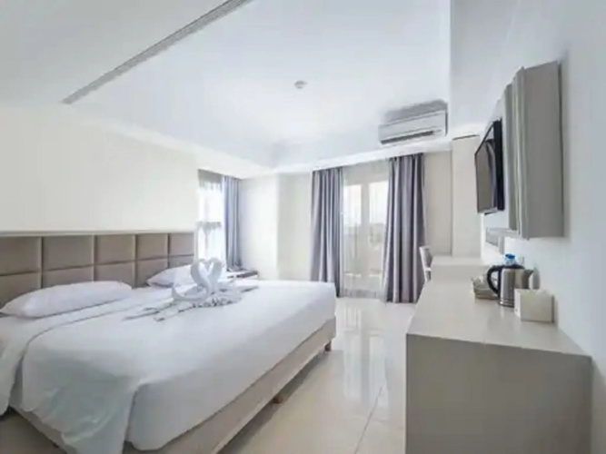 Alron Hotel Kuta Powered by Archipelago