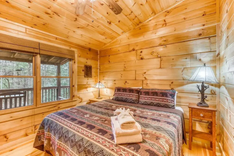 Bumpa Bear Hideaway