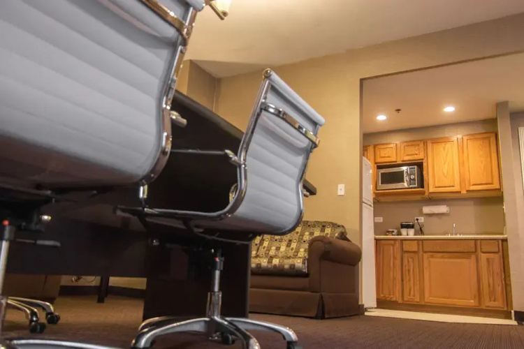 voco SALTILLO SUITES by IHG