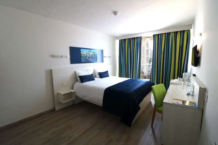 HOTEL SANTANA MALTA Over view