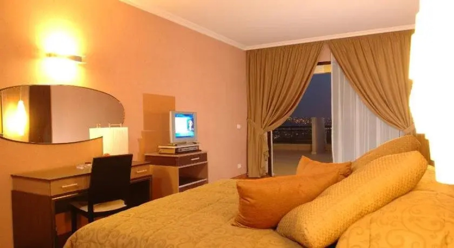 Regency Palace Hotel