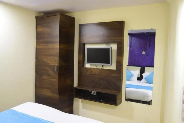 Hotel K C Residency
