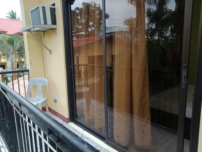 Rehm Rooms For Rent