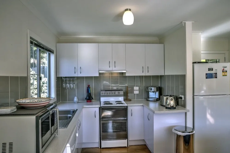 2 Bedrooms Cottage