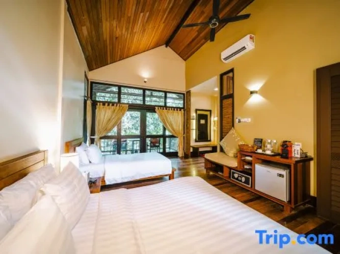 Twin Chalet