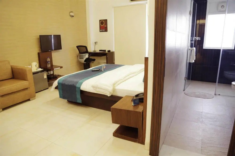 FabHotel Phase 4 Galleria