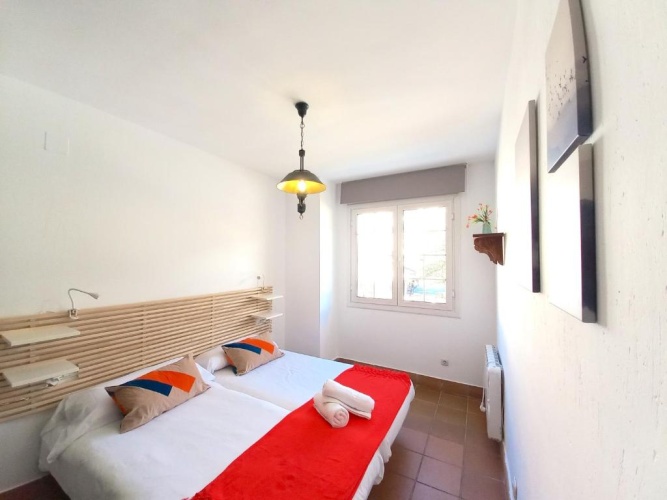 2 Bedrooms Apartment