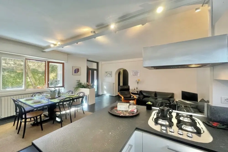 3 Bedrooms Family Apartment