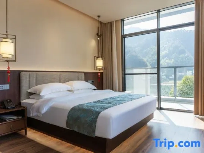 Deluxe Double Suite